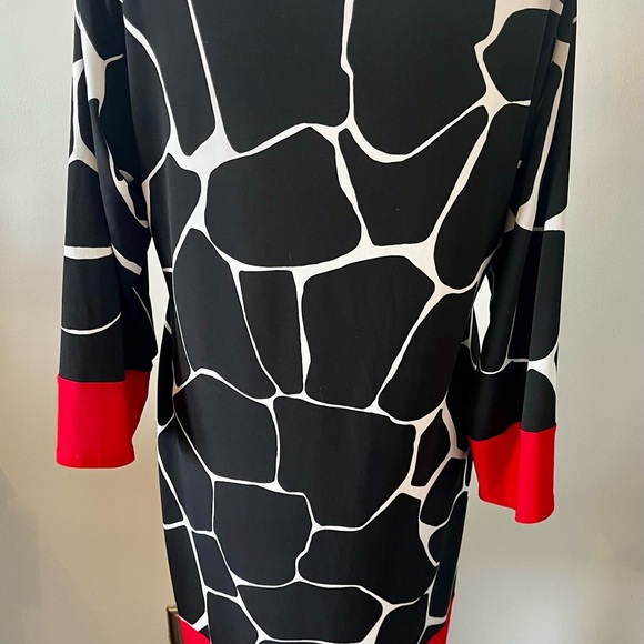 Dressbarn Red and Black Dress - Picture 4 of 6